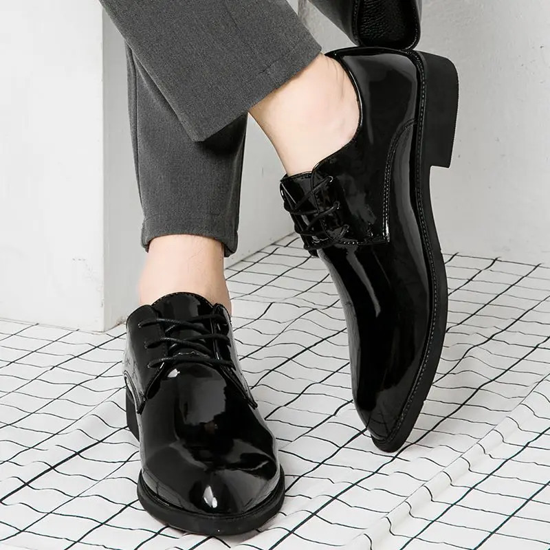 Autumn Winter Bright Upper Business Patent Leather Dress Shoes Man 2025 Trend Elegant Social Shoe for Men and Classic Party 39 251021