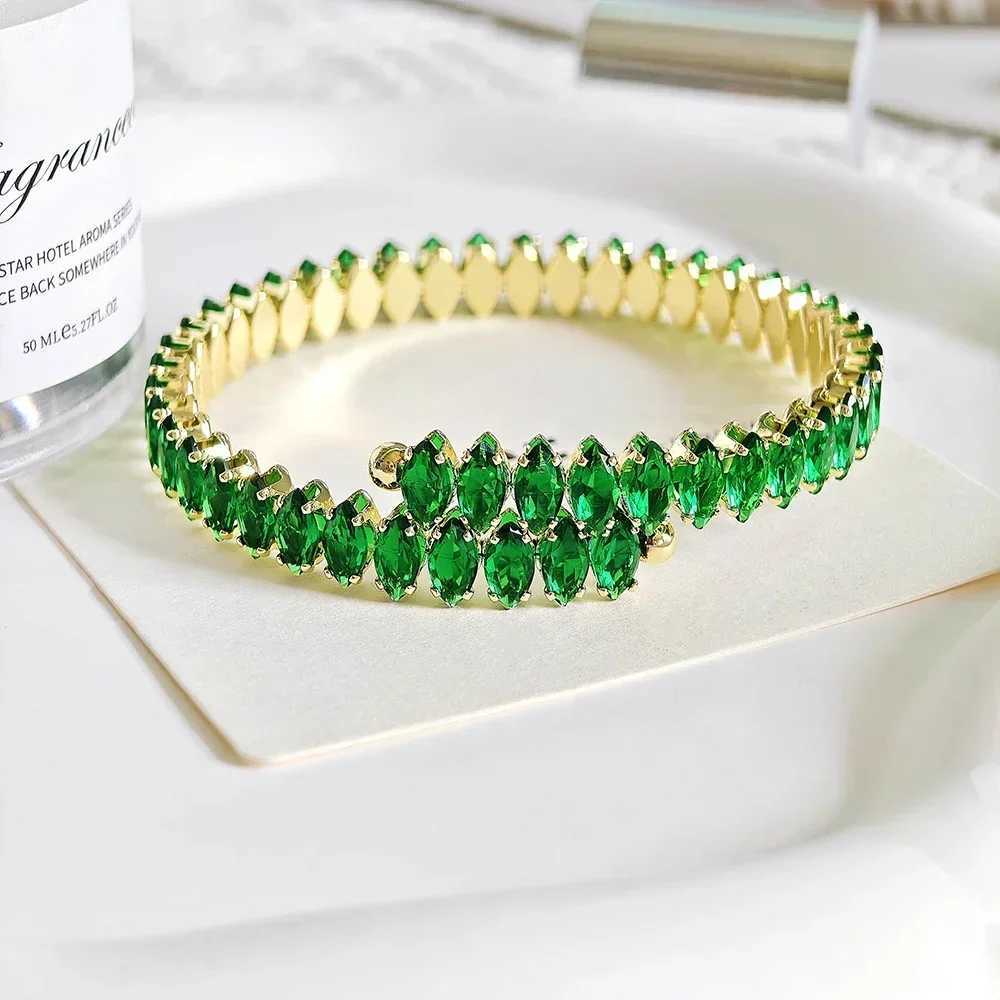 Moonso Arrival Unique Design White Green Color Marquise Bracelet Bangle for Women Valentines Day Gift Jewelry S8250 J251021