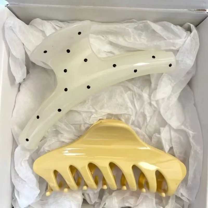 2PCS Korean Polka Dot Bow Large Shark Hair Claw Clip Barrettes Elegant Wedding Vacation Ponytail Clip Hairpin Hair AccessoriesW254021
