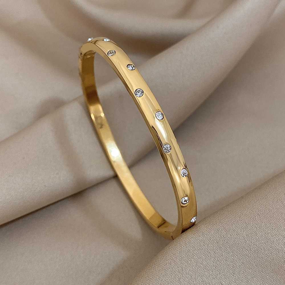 Trend Minimalist Casual Inlaid Rhinestones Gold Color Stainless Steel Bracelet Bangle For Women Wrist Fashion Accessories Gift J251021