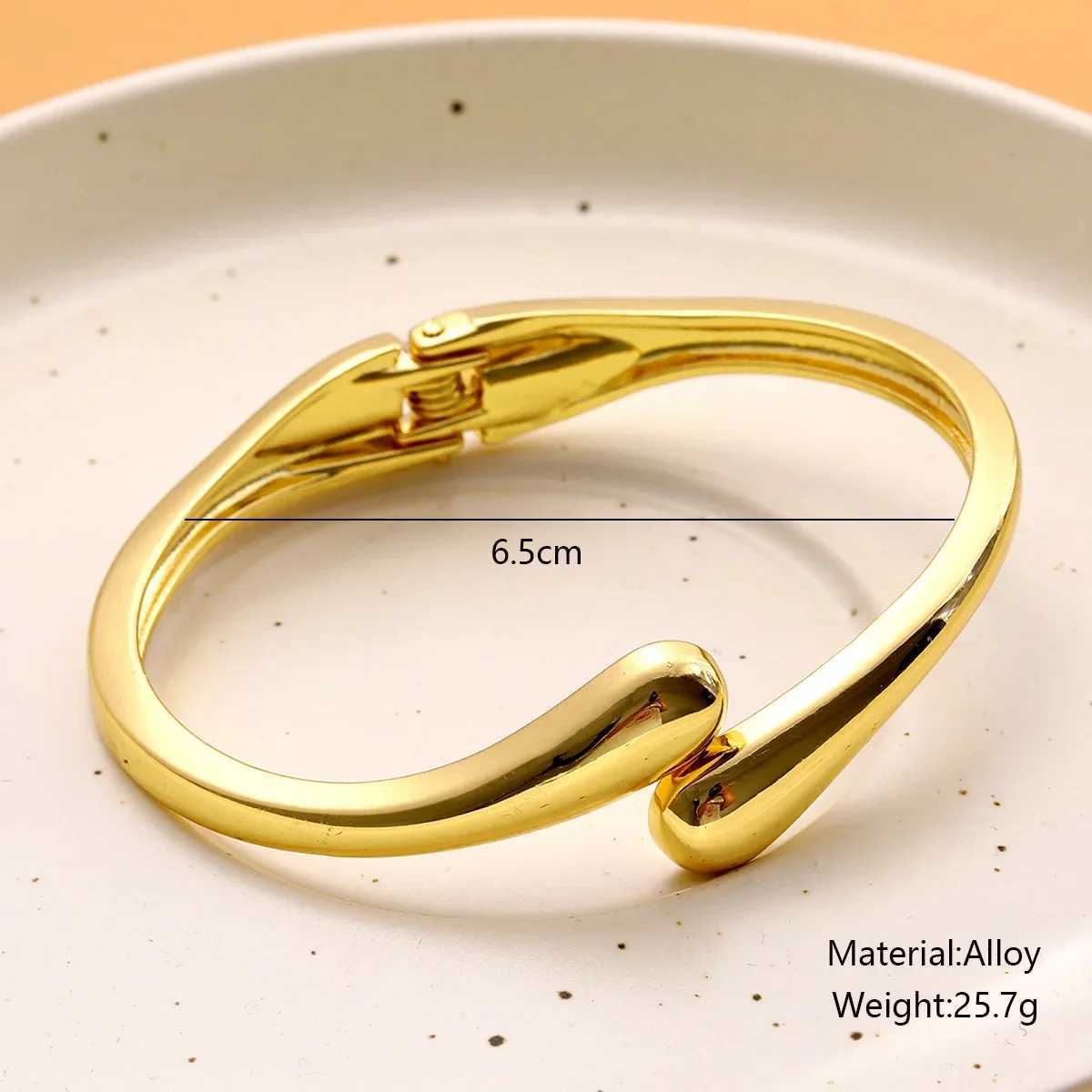 Simple Teardrop Shaped Bangle For Women Creative Gold Silver Color Adjustable Cuff Open Bracelet Girls Fashion Jewelry J251021