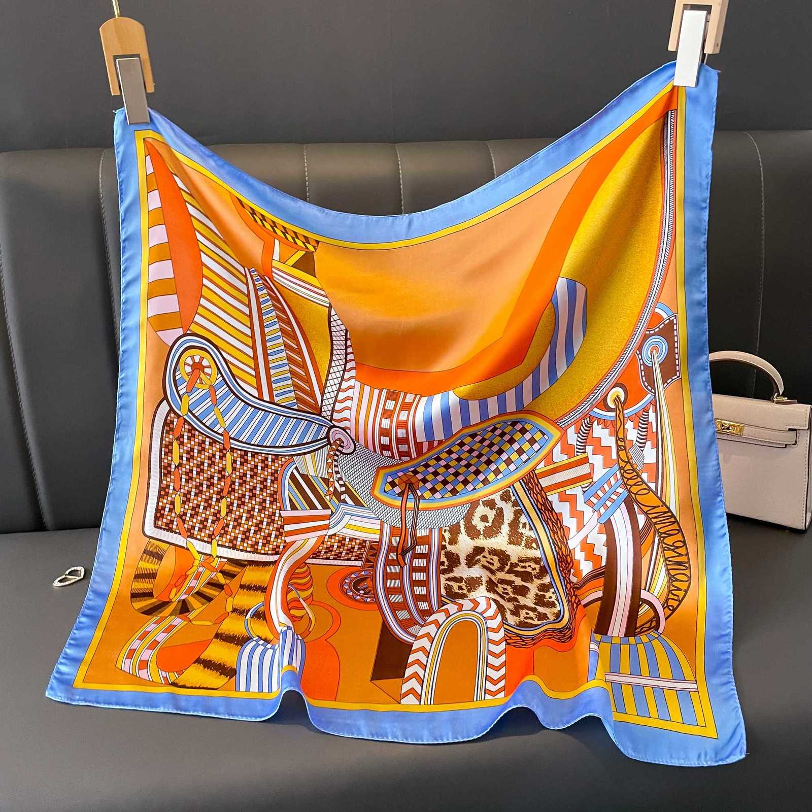 Fashion Scarves for Wen Shawl Print Silk Satin Hijab Scarf Fa Bandana 7070cm Luxury Brand square Shawls Scarfs For LadiesW251021