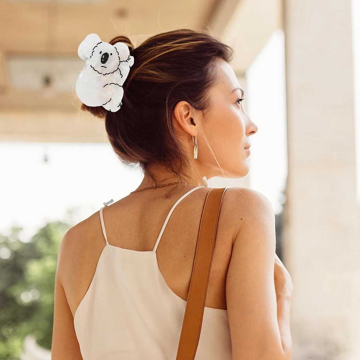 1pc Koala Womens Cute hair clip Fun Animal acetate hair clip Nonslip hair clip for thick hair Womens hair accessoriesW254021