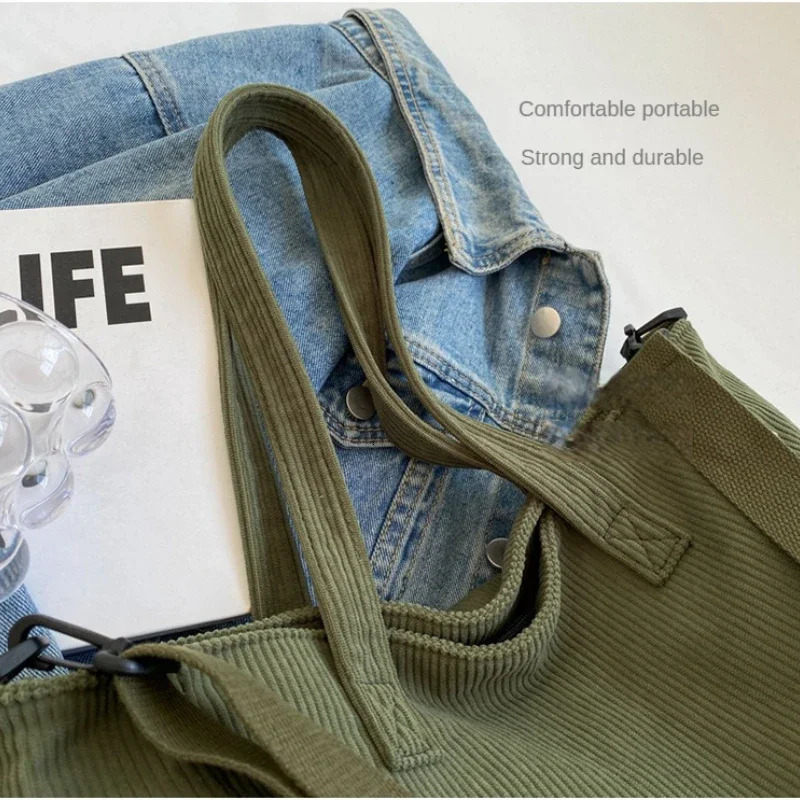 Fashion Versatile Shoulder Bag College Wind Commuting Corduroy Square BagUnisex Large Capacity Leisure Portable Crossbody Bag 251021