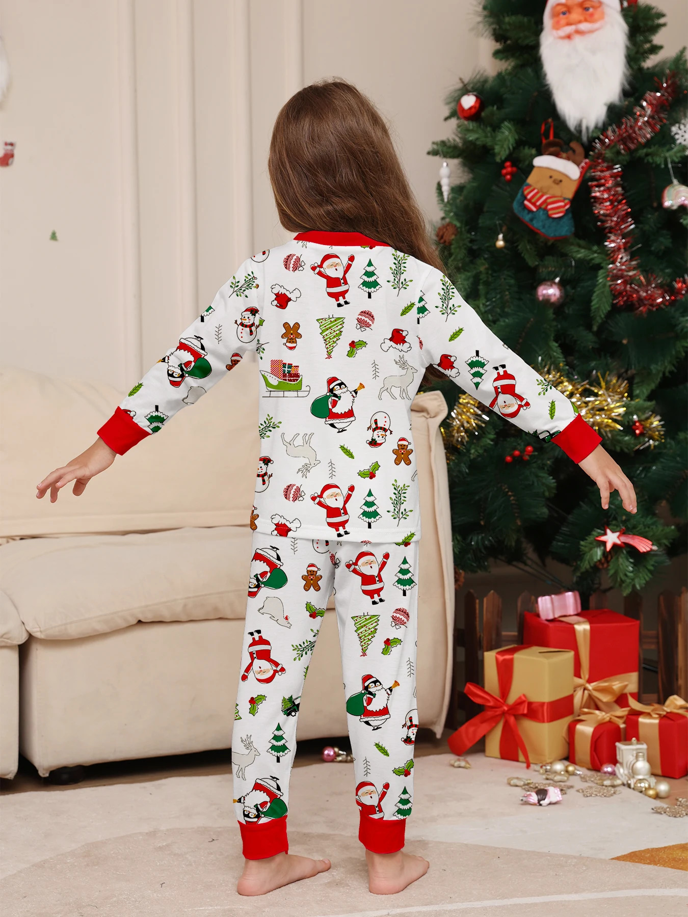 Family Christmas Pajama Sets Red Green Plaid with Elk Patterns Comfortable for Holidays 251021
