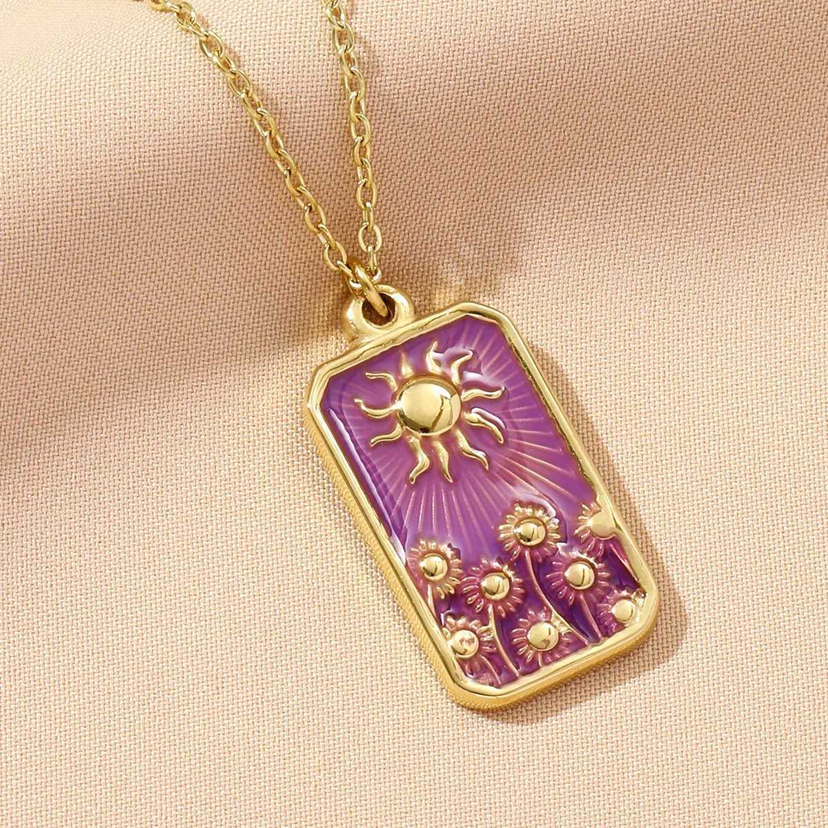 14K Gold Color Waterproof Stainless Steel Square Sunflower Sun Charm Necklace Pendant Choker Jewelry for Women Daily Wear XJ250717