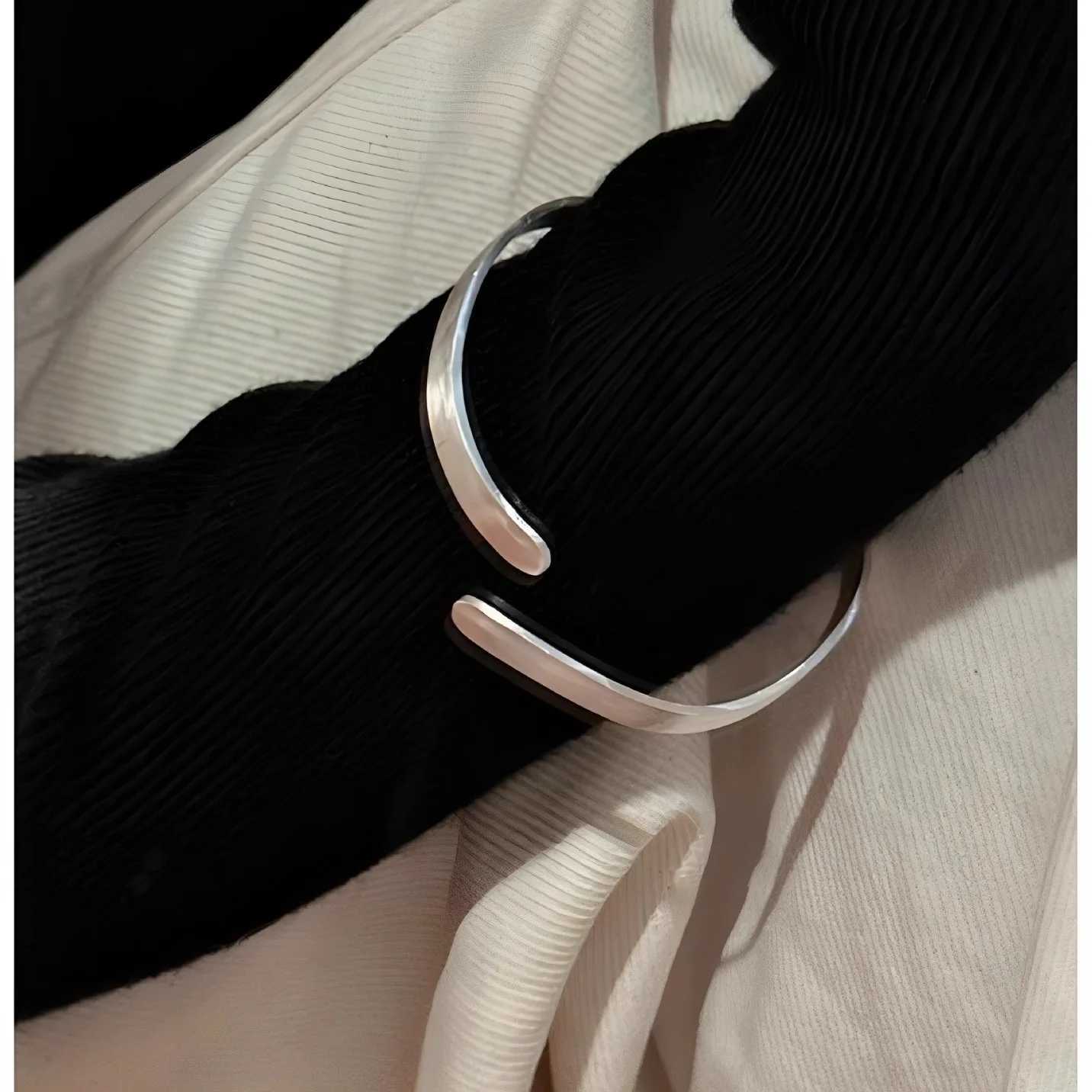 925 Sterling Silver Bracelets for Women Men String Accessory Interware Vintage Simple Wave Bumping Pendant Party Jewelry Gift J251021