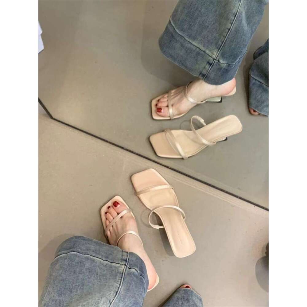 Internet Celebrity Designer Shoe Style Half Slippers for Women 2025 Summer Korean Chic Minimalist Thin Strap Open Toe Wedge Versatile Sandals