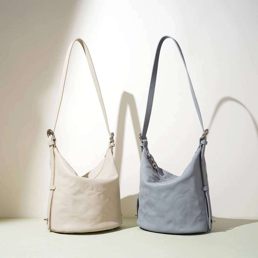 Genuine Leather Bucket Niche Design Top Layer Cowhide Pleated Texture Soft Vintage Women's One-Shoulder Crossbody Bag 251021