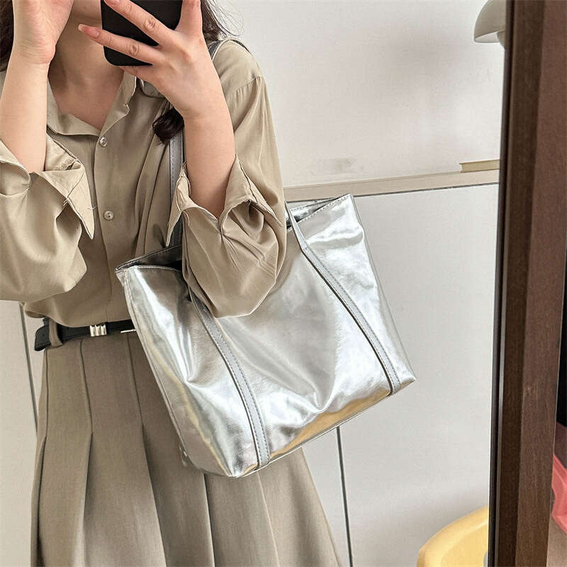 2025 New Trendy Large Capacity Fashion Casual Women's Shoulder Simple Versatile Commuter Tote Bag