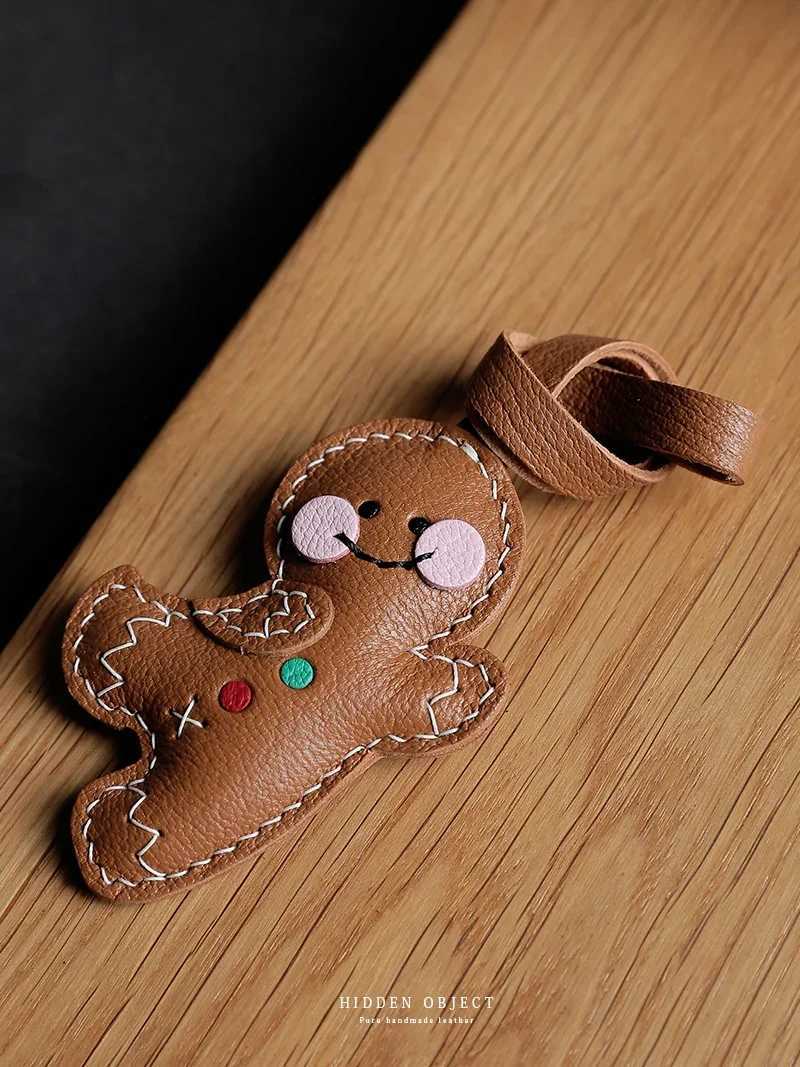 Handmade leather Bag charm Gingerbread Man Leather Pendant Handmade Christmas Gift Keychain Leather Pendant Birthday gift W251021