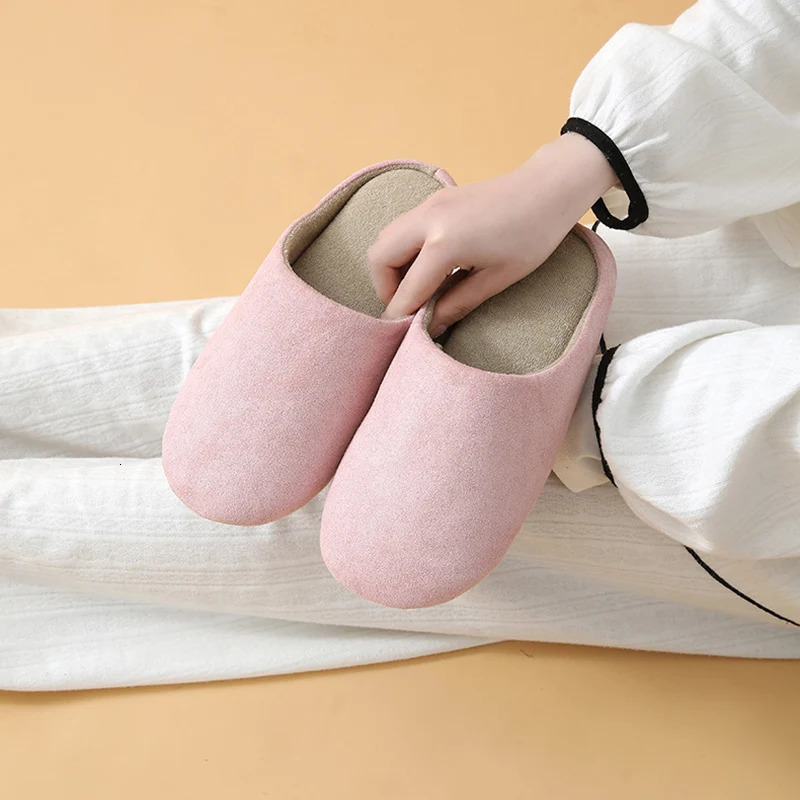 Unisex Japanese Style Mute Indoor Slippers Lightweight Super Soft Home Cotton Shoes Woman Autumn Winter Comfort House Slippers 251021