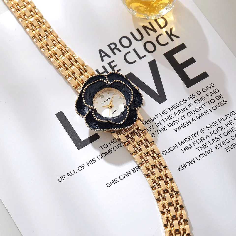 Fashionable ThreeDimensional Art Camellia Decoration Exquisite and Versatile Light Luxury Quartz Suitable for Daily Wear or as a GiftXJ251021