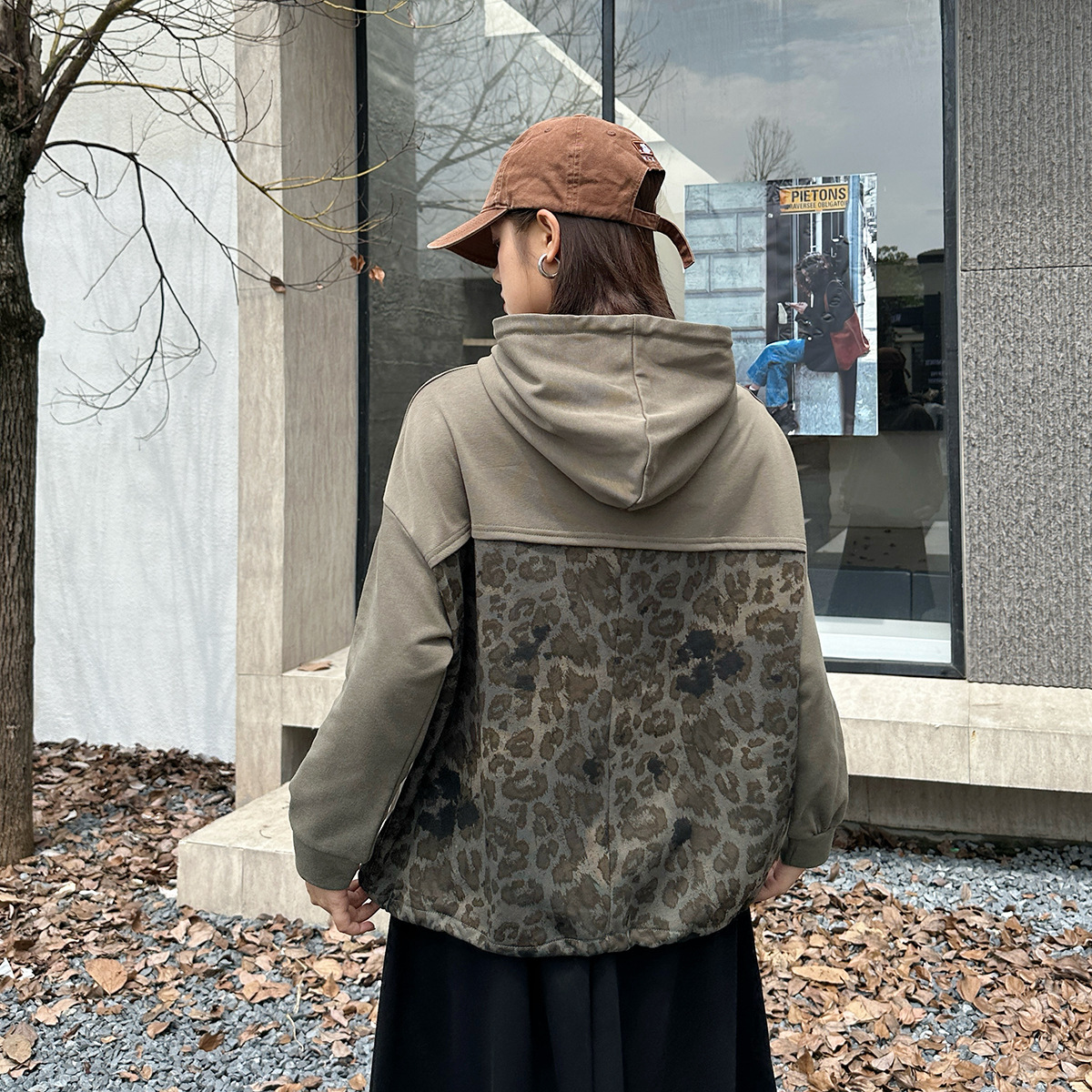 2025 American retro patch leopard print designer sportswear for women's new autumn loose and versatile new autumn and winter casual fashion luxur