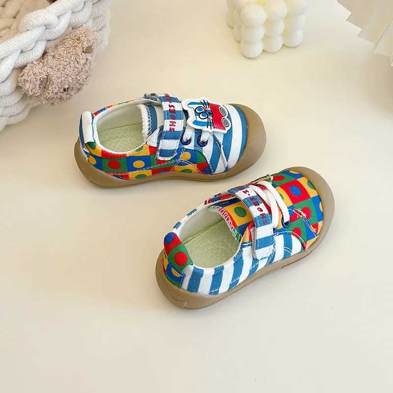 Cartoon 3D Cat Girl 2025 Spring and Autumn New Style Childrens Soft Bottom Non tiring Foot Boys Baby Canvas Shoes C251021