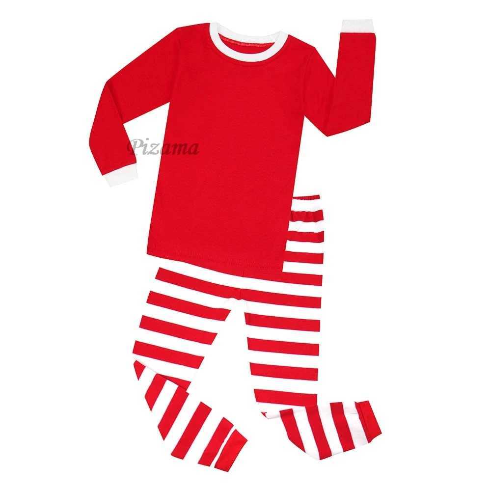 Winter 2024 Mom Daughter Dad Son Matching Clothes Striped Christmas Family Pajamas Set Cotton Baby Sleewear Xmas Look Pyjamas L251021F1BA
