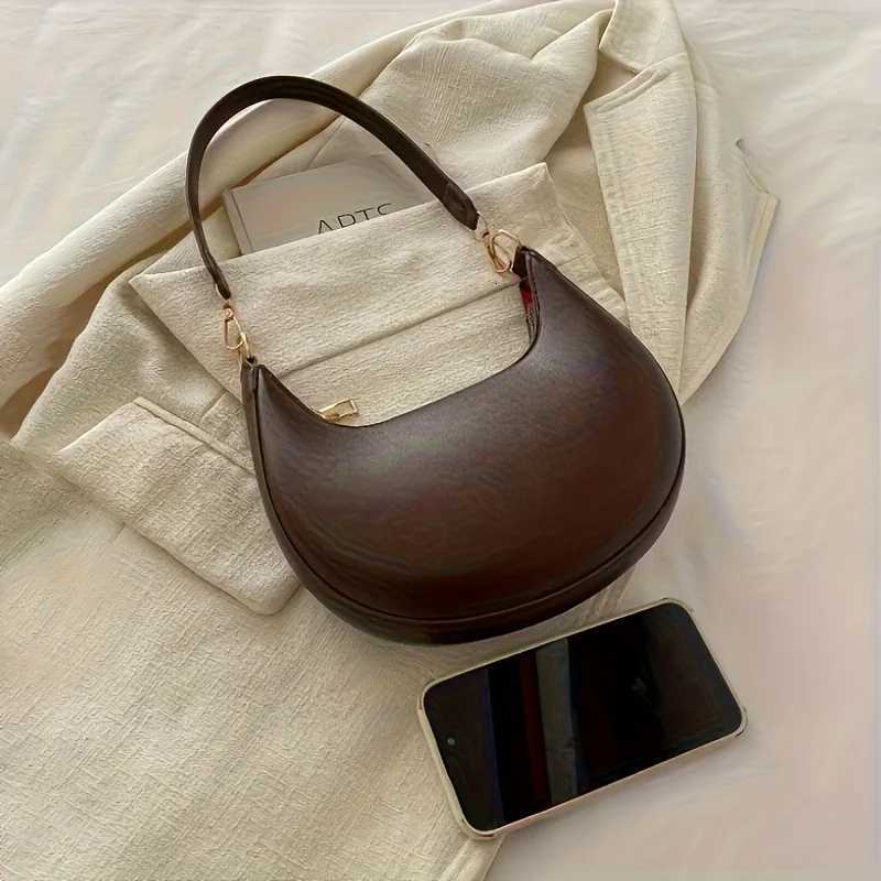 WomenS Handbag Luxurious Crescent Shaped Crossbody Bag with Detachable Adjustable Shoulder Strap for Casual Or Formal OccasionsXJ251021