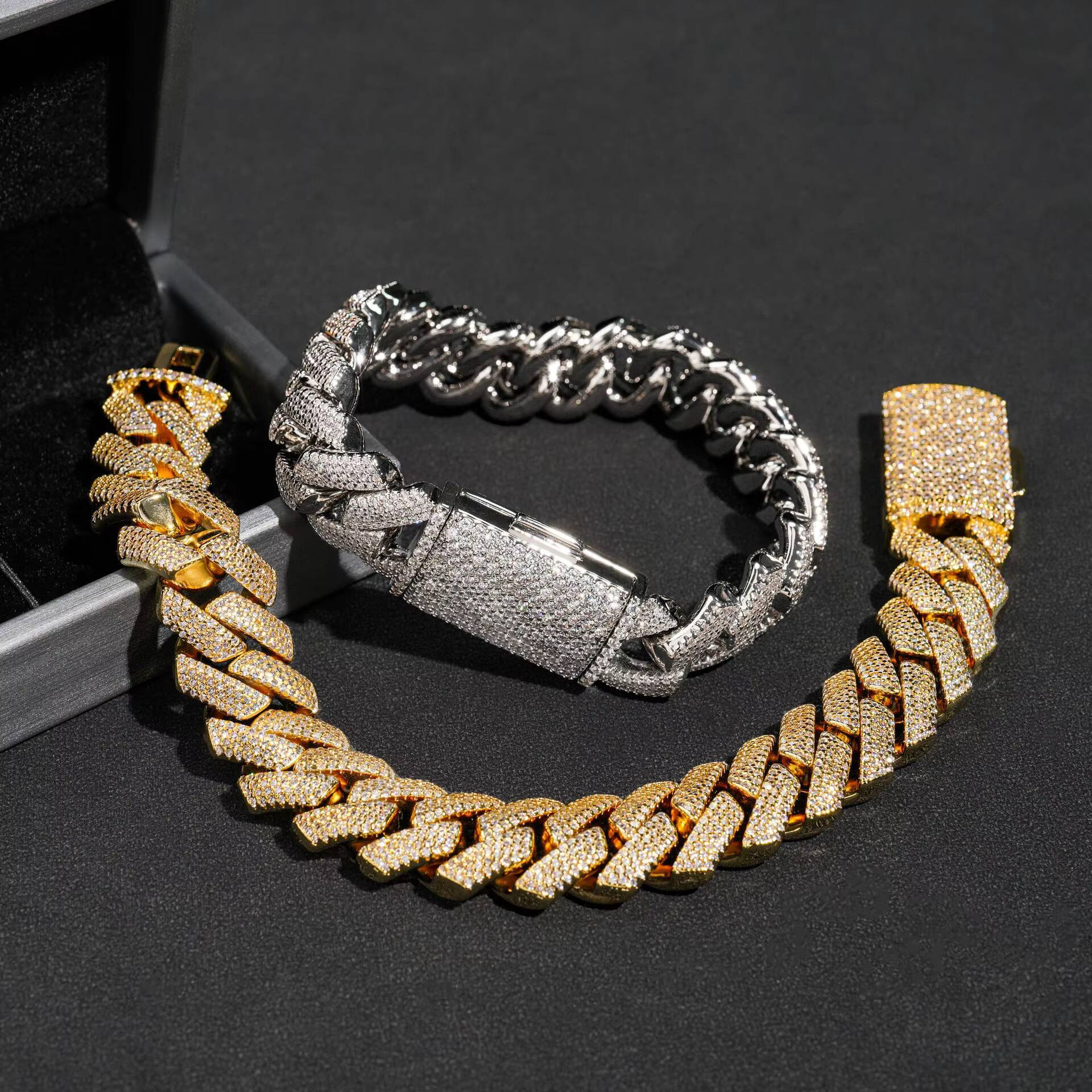 Real U Custom 15mm Cuban Chain Necklace for Men 925 Sterling Silver Iced VVS Moissanite Diamond Pendant Unique Moissanite