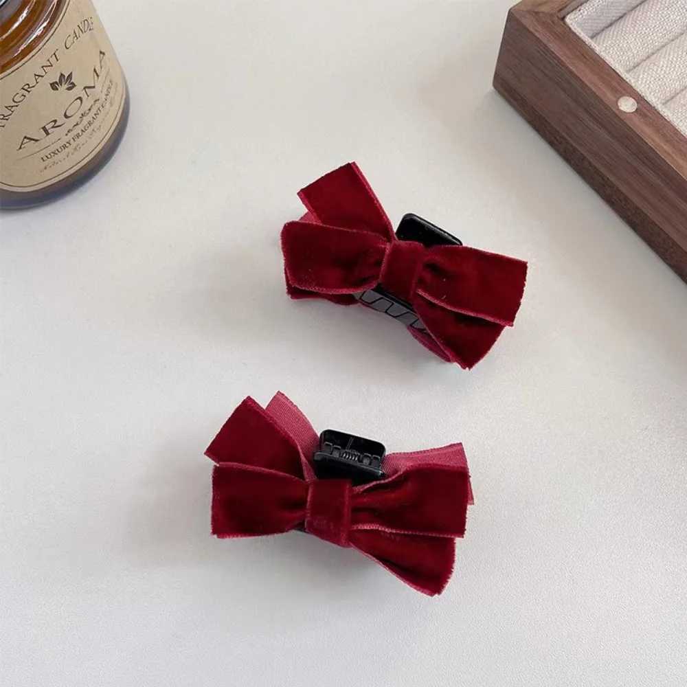 Korean 2pcs Sweet Black Red Bow Small Hair Claw Clip Princess Velvet Bow Hair Clip Claw Clamp Headwear Girls WomenW254021