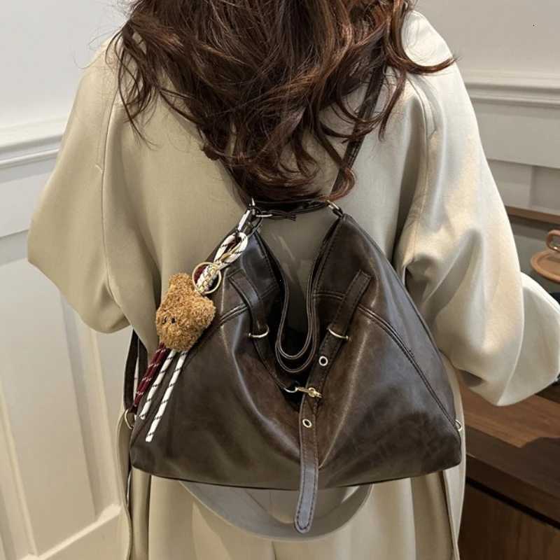 Retro Large Capacity Womens Tote Bag Fashionable Casual Double Shoulder Backpack for Autumn Winter New Arrival Trendy HandbagsXJ251021