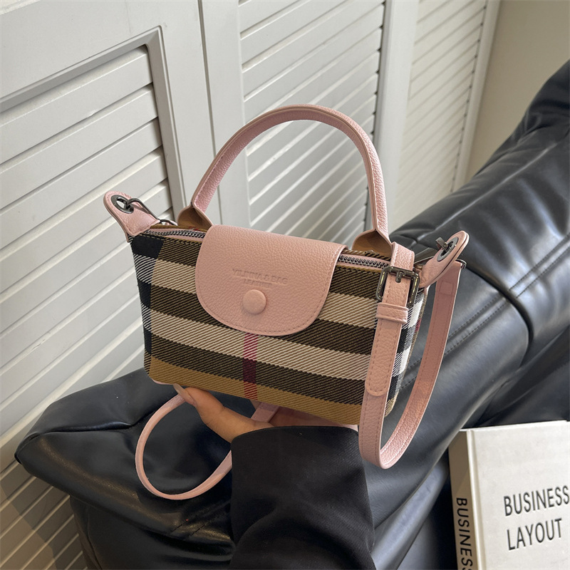 Free shipping designer bags for womens Shoulder bags black beige pink brown khaki New fashionable and versatile crossbody bag