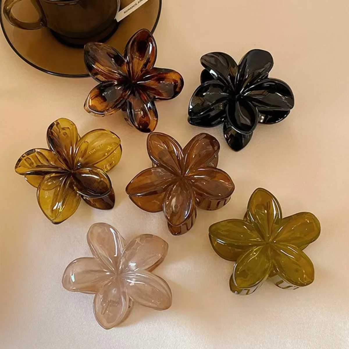 Womens Laser Mermaid Princess Flower Shaped 8cm315in LargeSize Brown Beige Lightweight Plastic Hair Clips FashionableW254021