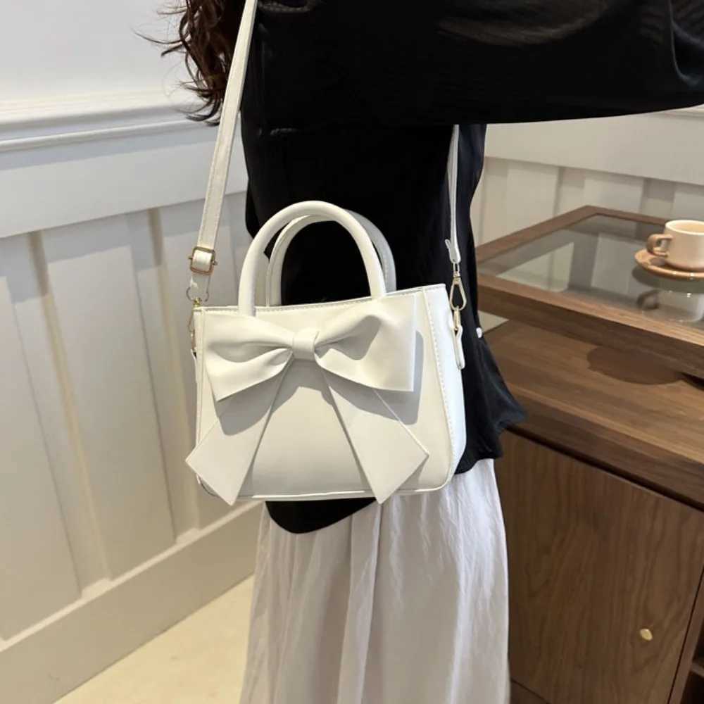 Trendy Bow Lady Shoulder Bag Handbag Solid Underarm Bag Daily Commuting Bag Casual Messenger Bag Sweet PU Leather Square BagXJ251021