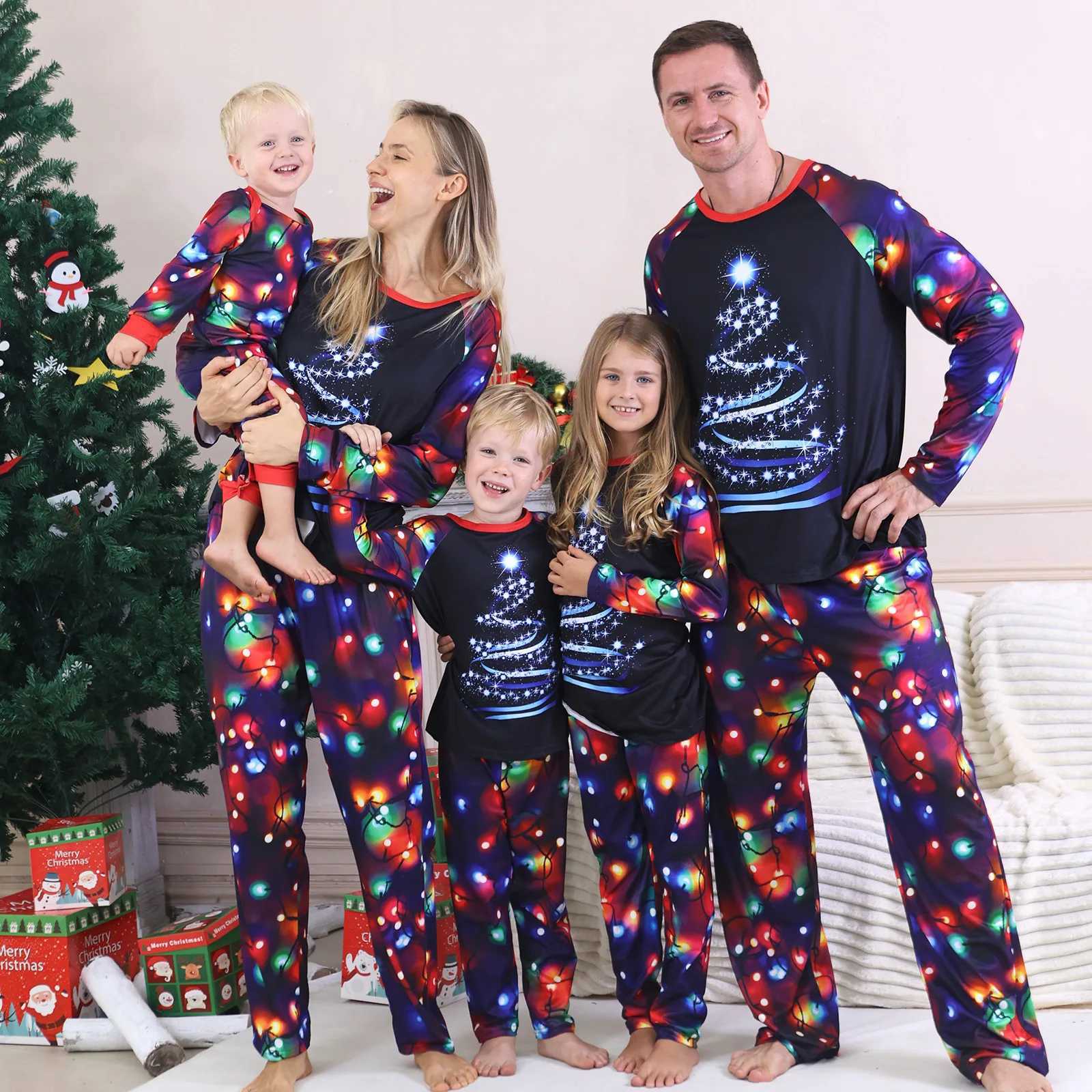 Family Christmas Pajamas Set Reindeer And Christmas Tree Print Long Sleeve Pajamas L251021DO2C