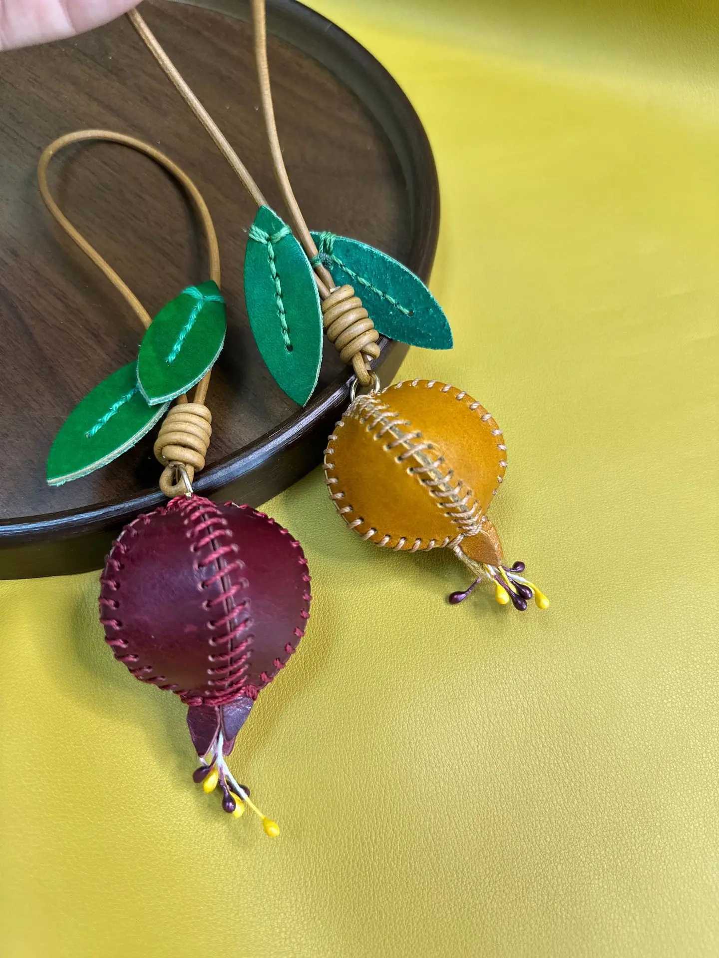 Luxurious Girls Cute Sweet Pomegranate Fruit Genuine Leather Charm Bag Keychain Car Rearview Mirror Decoration Accessory W251021