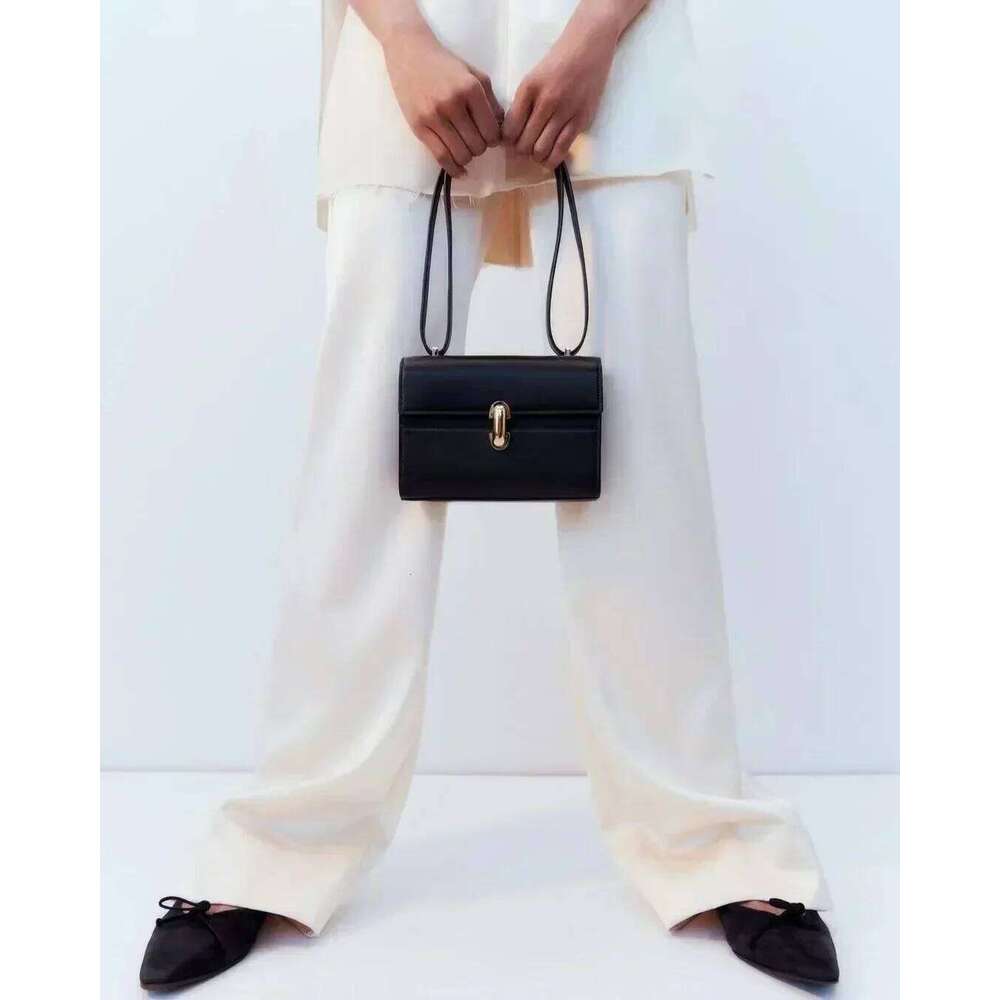 New Top Layer Cowhide Crossbody Shoulder Bag 251021