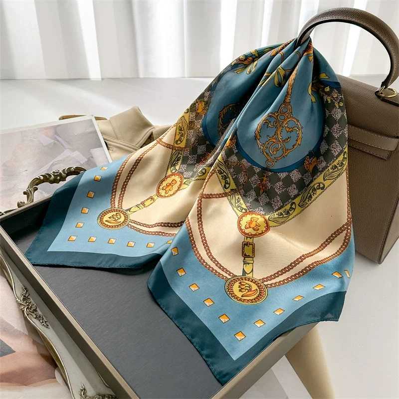 70cm Chain Pattern Scarf Universal Imitation Silk Highend Square Scarf Clothing Accories Kerchi Shawl Protection scarfW251021