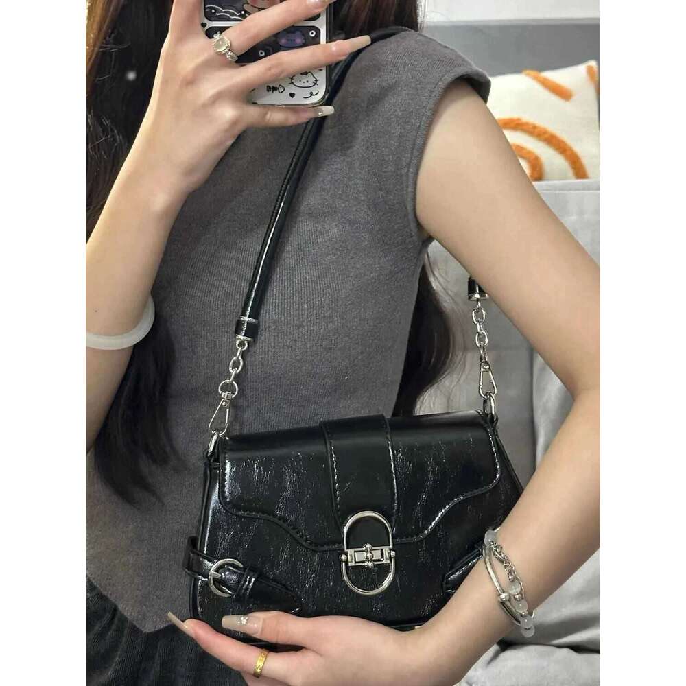 French Style Single Shoulder 2025 Black New Niche Texture Baguette Underarm Versatile Crossbody Bag