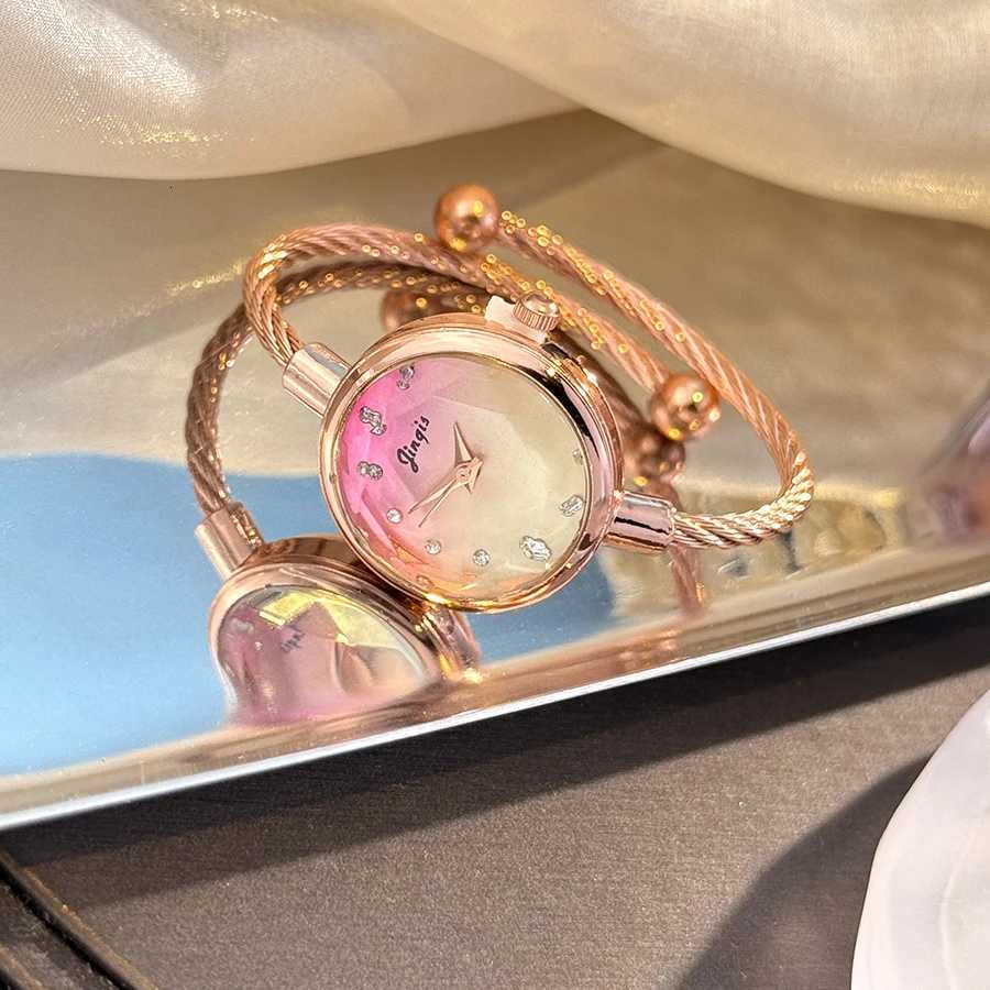 New Gradient Fresh Style Starry Sky Sunset Color Ladies Student Fashion Bracelet Open Quartz WristXJ251021