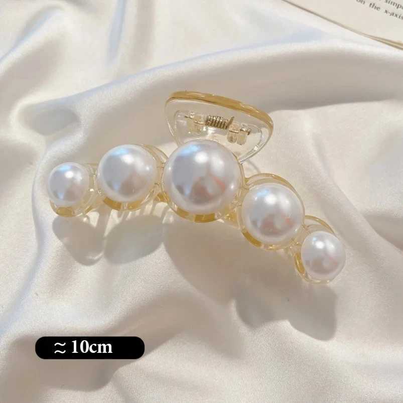 Big Pearl Hair Claw For Women Ladies Makeup Hair Barrettes Hair Accessories Korean Cross Crab Hair Clip Fashion Girl HeadwearW254021