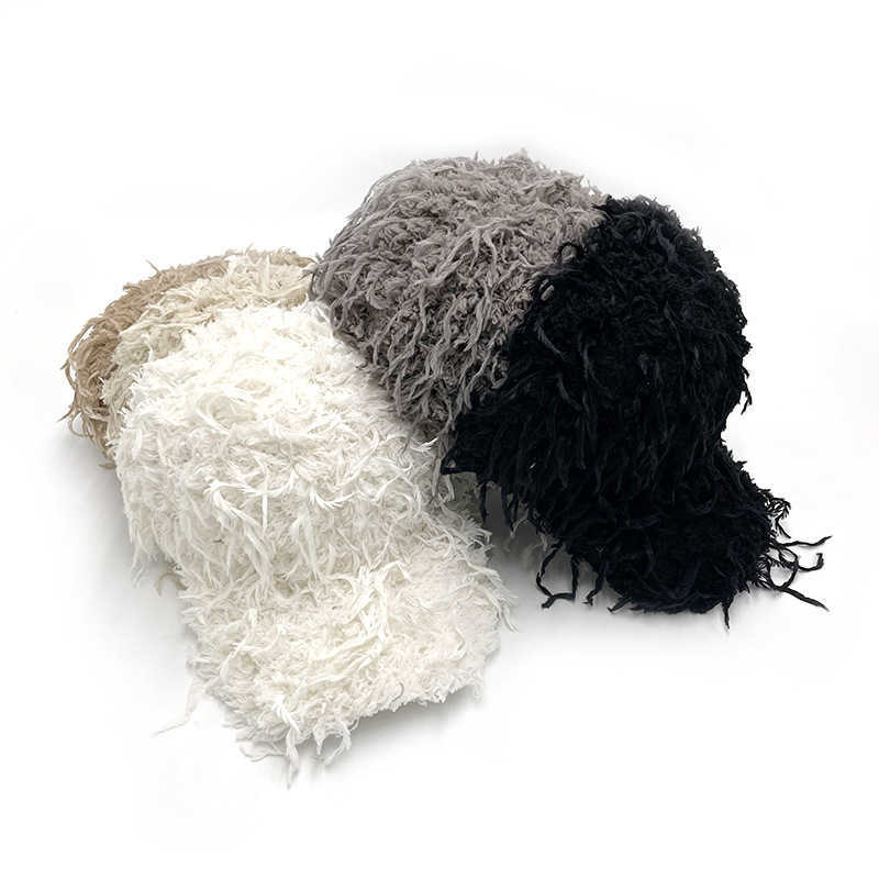 Autumn New Faux Fur Plush Fashionable Warm Thickened Baseball Cap Creative Faux Turkey Tassel Duckbill Hat H251020