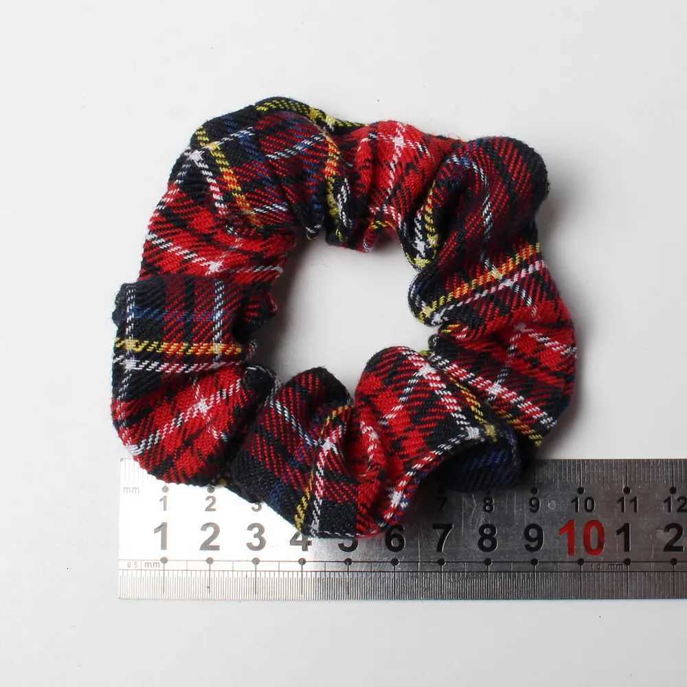 2pcs Plaid Scrunchies Set Autumn and Winter Women Hair Elastic Hair Bands Girls Hair Ties Ponytail Holders Hair AccessoriesW254021
