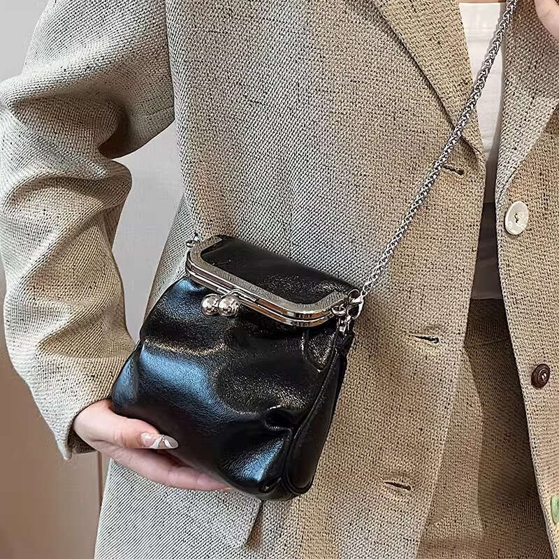 High-end Chain Mini 2025 New Model silver Shoulder Niche Design Clip Bag for Women