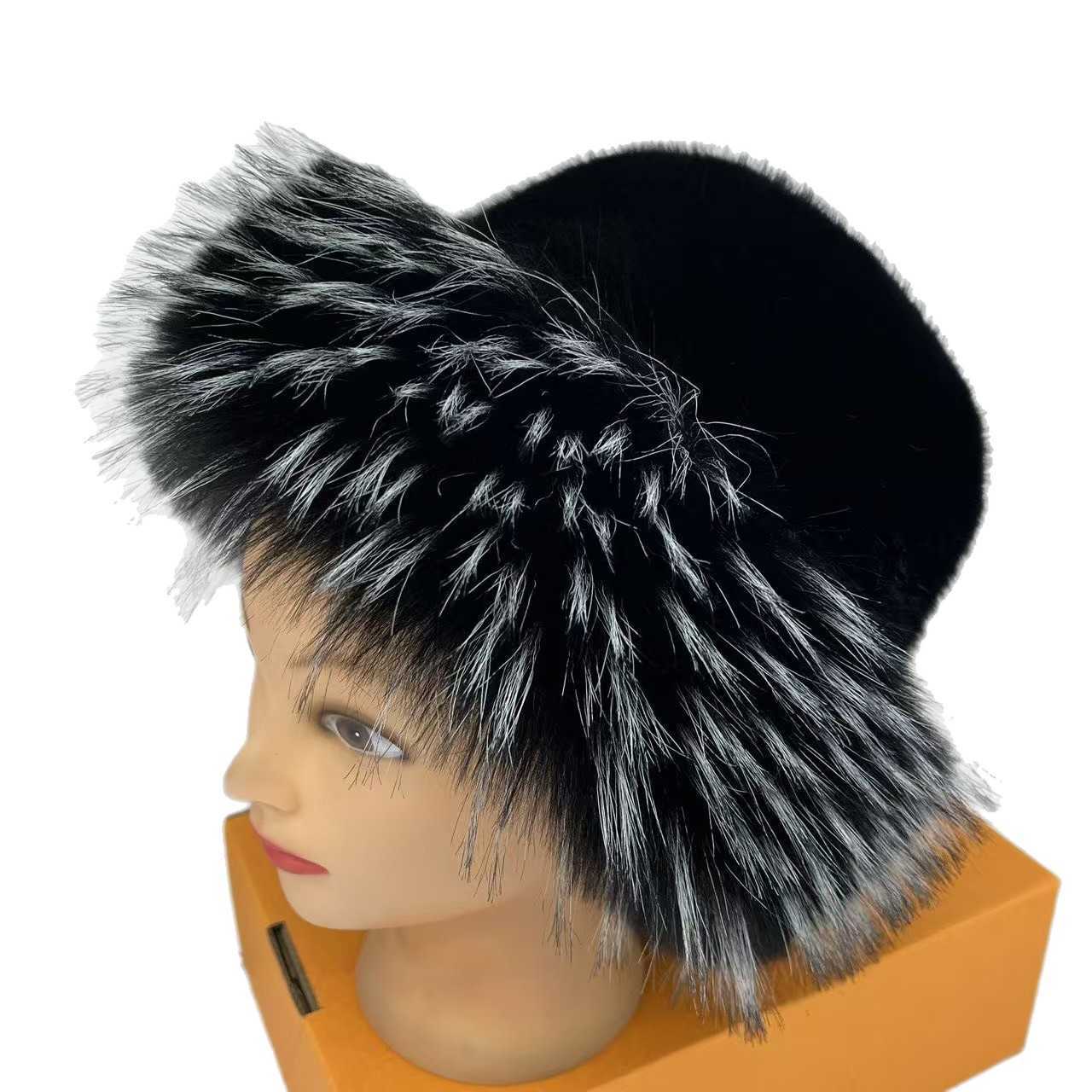 Autumn and Winter New Large Head Circumference Plush Hat Fashionable Warm Coldproof Ear Protection Hat Hat Plush Hat H251020