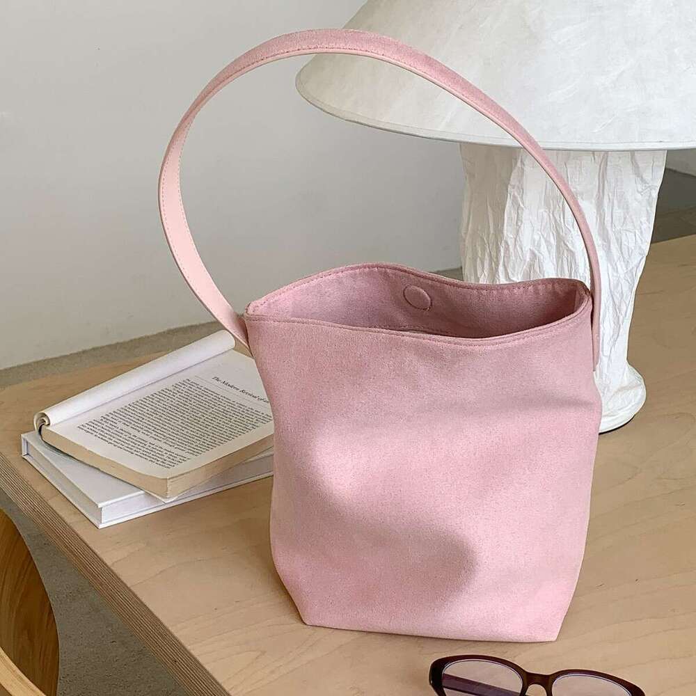 New Women's Bucket Cylinder Summer Fashion Trend Niche Design Handbag Shoulder Bag For Women B5