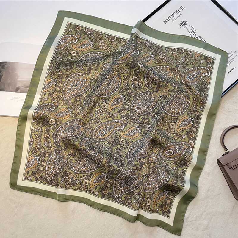 New Paisley Print Square Scarf Soft Satin Bandana Vintage Windproof Head Wrap Shawl Imitation Silk Travel Beach Towel W251021