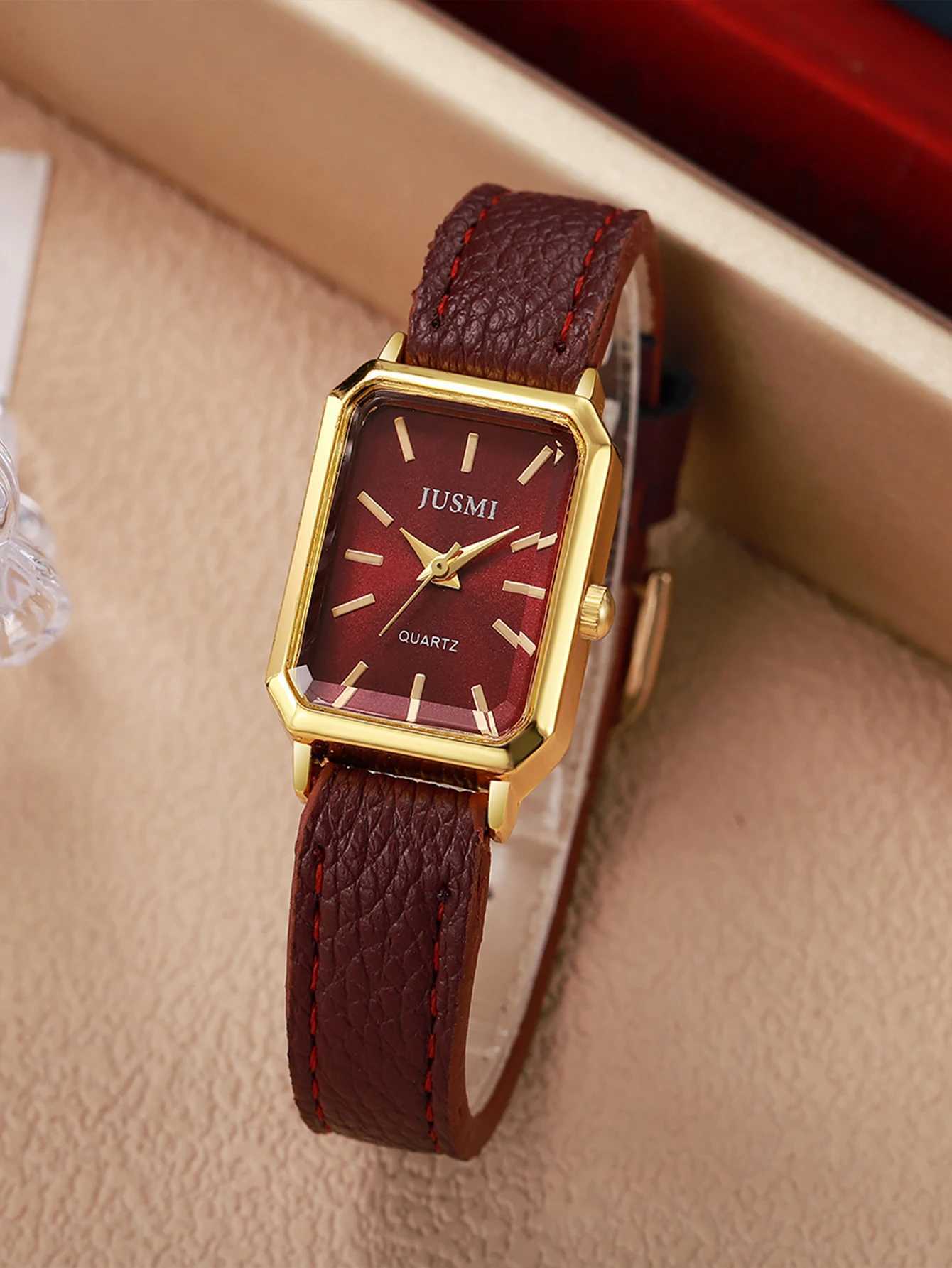 Small fashion ladies quartz suitable for Christmas Halloween holiday giftXJ251021