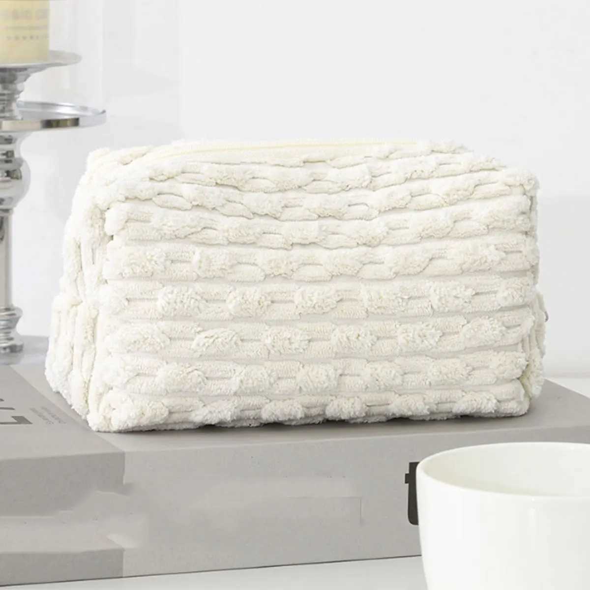 Plush solid color chain highend makeup bag largecapacity portable handheld toiletries storage bag for women1 PCW251021