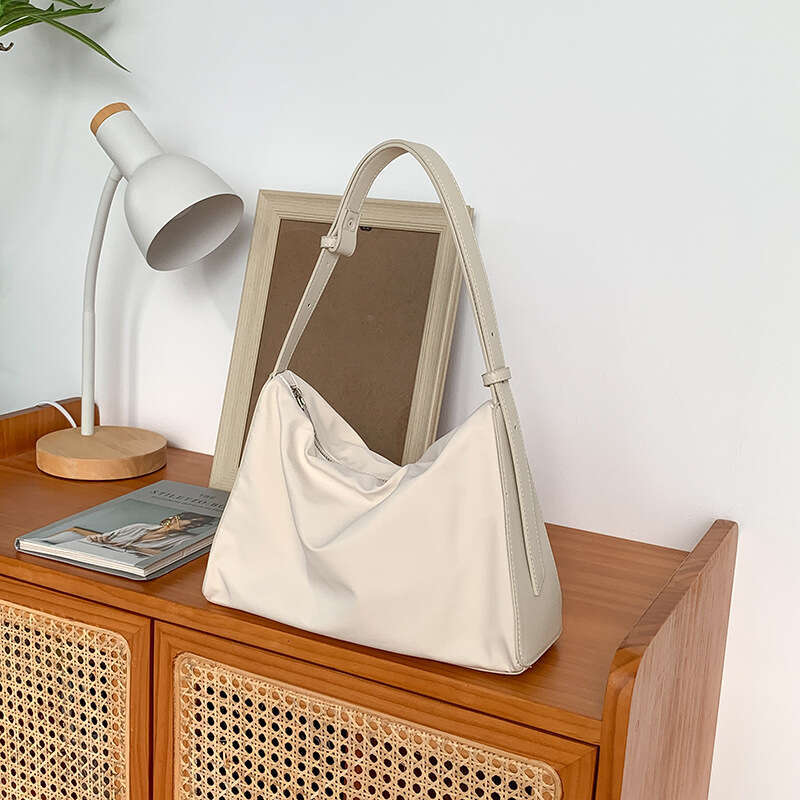 Korean New Fashion Handbag Casual Shoulder Ins Style Women's Crossbody Versatile Large Capacity Nylon Underarm Bag B5