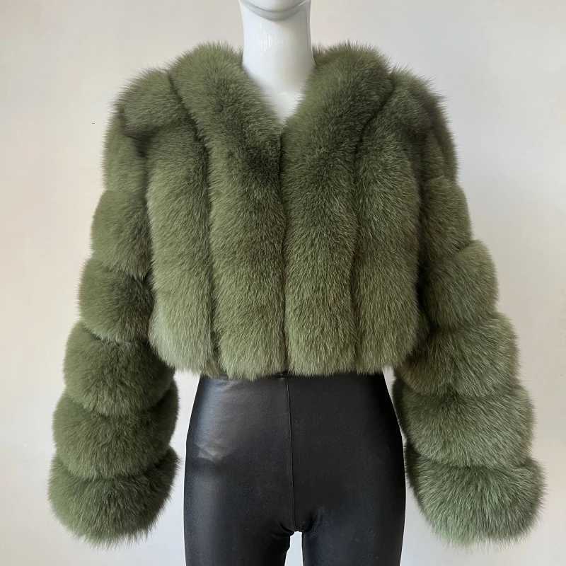 2023 New Short Style Real Fox Fur Coat Winter Woman Natural Warm Fashion Luxury1 D2510211