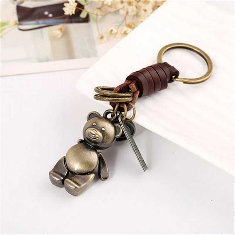 LETAPI 2025 New Brand Keychain Bear Keychain For Women Punk Assassins Creed Vintage Jewelry Metal Pubg Anahtarlk Birthday GiftS W251021