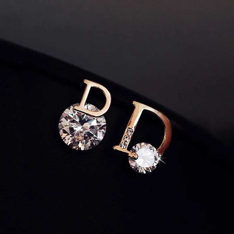 Letter D Earrings For Women Shiny Zircon Stud Earrings Light Luxury European and American Earrings Party Wedding Jewelry Gifts J251021