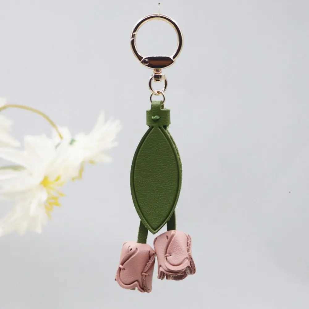 Creative Sweet Tulip Bag Pendant PU Leather Korean Style Car Key Chains Bag Match Accessories Dopamine Floral Lanyard Woman W251021
