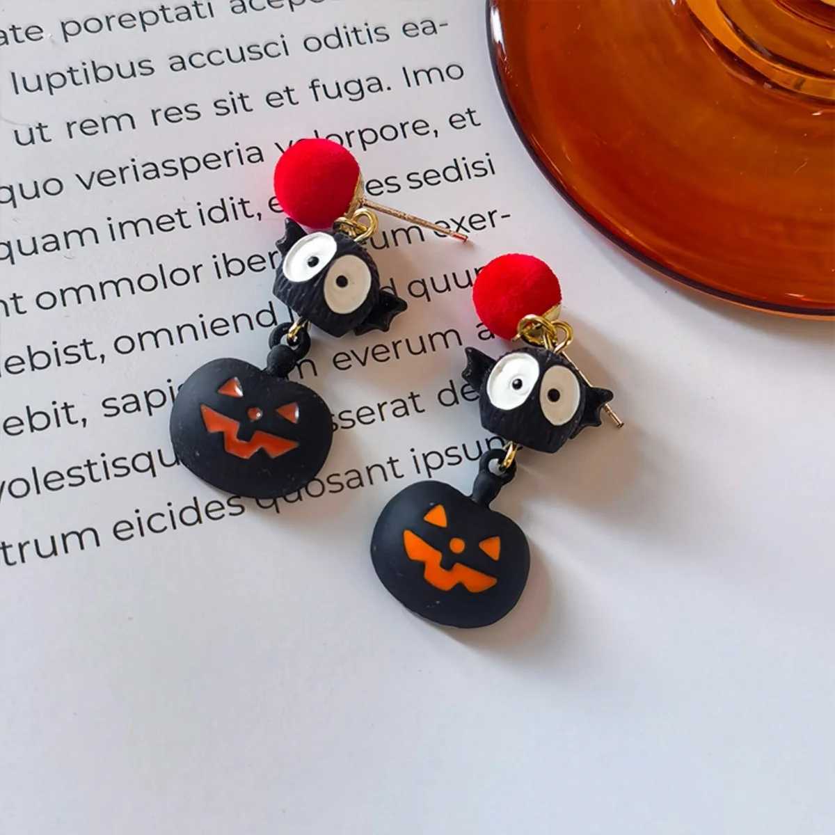 Halloween Big Eyes Flying Drop Earrings Cute Cartoon Black Resin Bat Pumpkin Earrings Jewelry Gifts For Women Men J251021