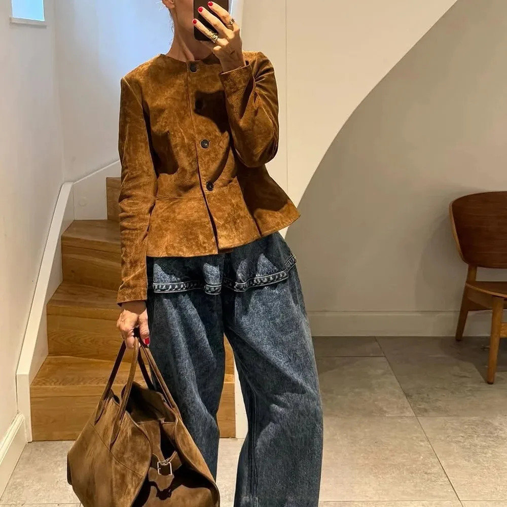 KONDALA Streetwear Suede Women Jackets O Neck Buttons Long Sleeve Short Fashion Autumn Winter Casual Outwears 251021