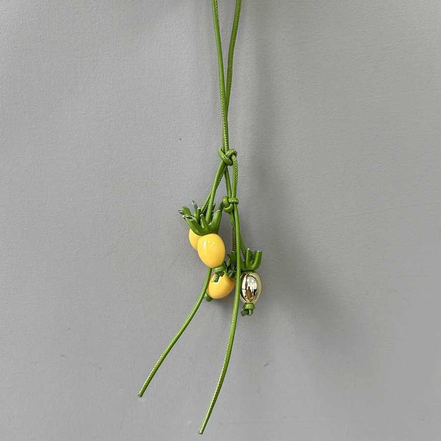 Tomato Luxury Leather Bag Charm Purple Flower Keychain Bag Pendant Decoration High Luxury Girl Gift Bag Accessories J251121